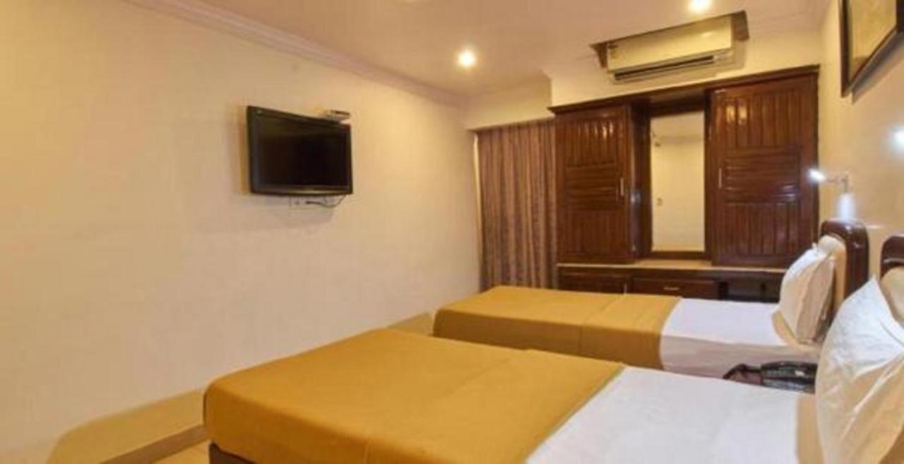 Hotel Chandra'S Visakhapatnam Exterior foto